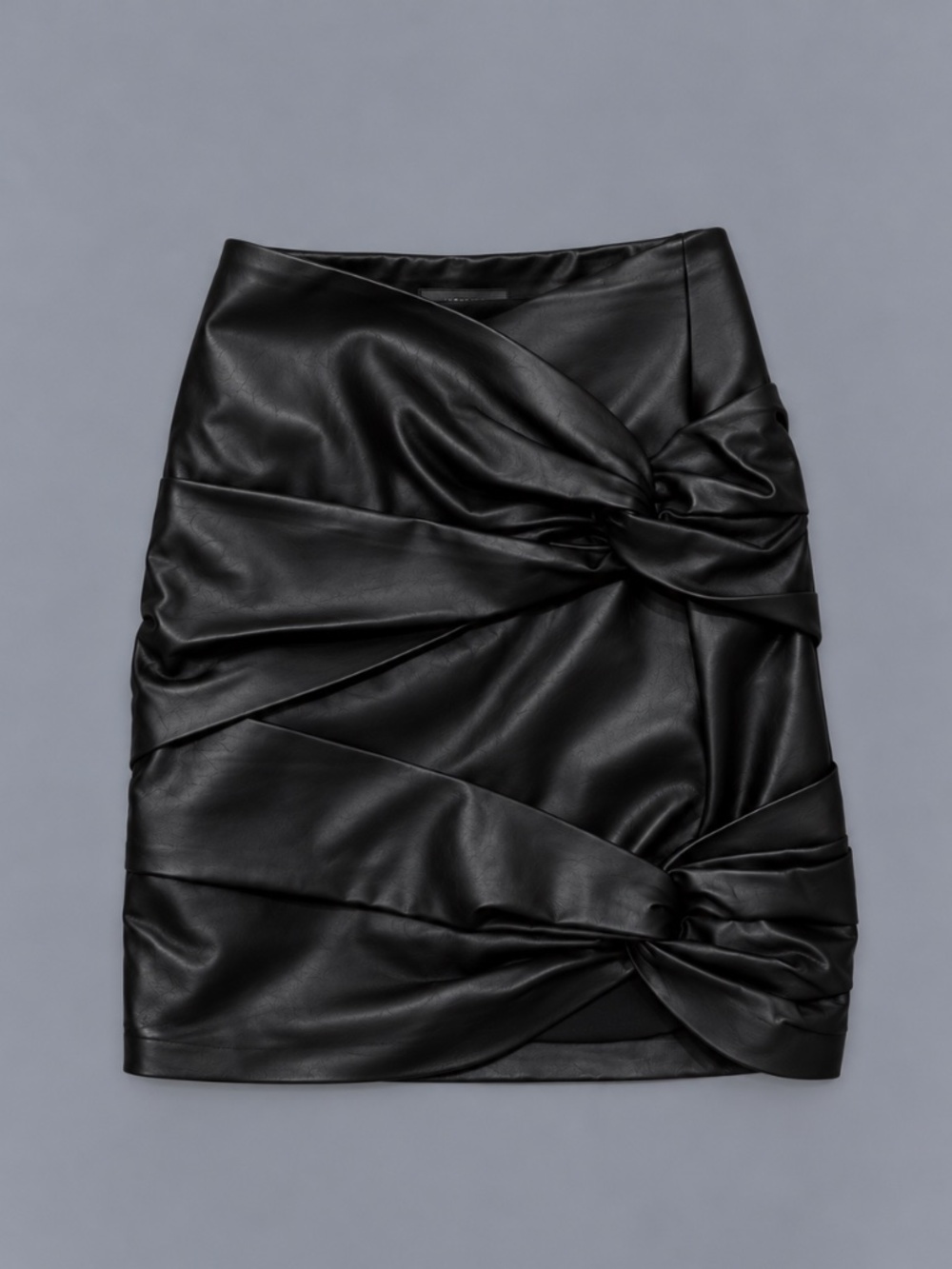 GUESS Faux Leather Mini Skirt – Size 4